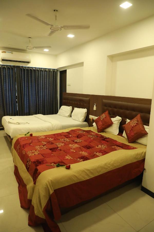 מומביי Hotel Shiv Leela Grand מראה חיצוני תמונה