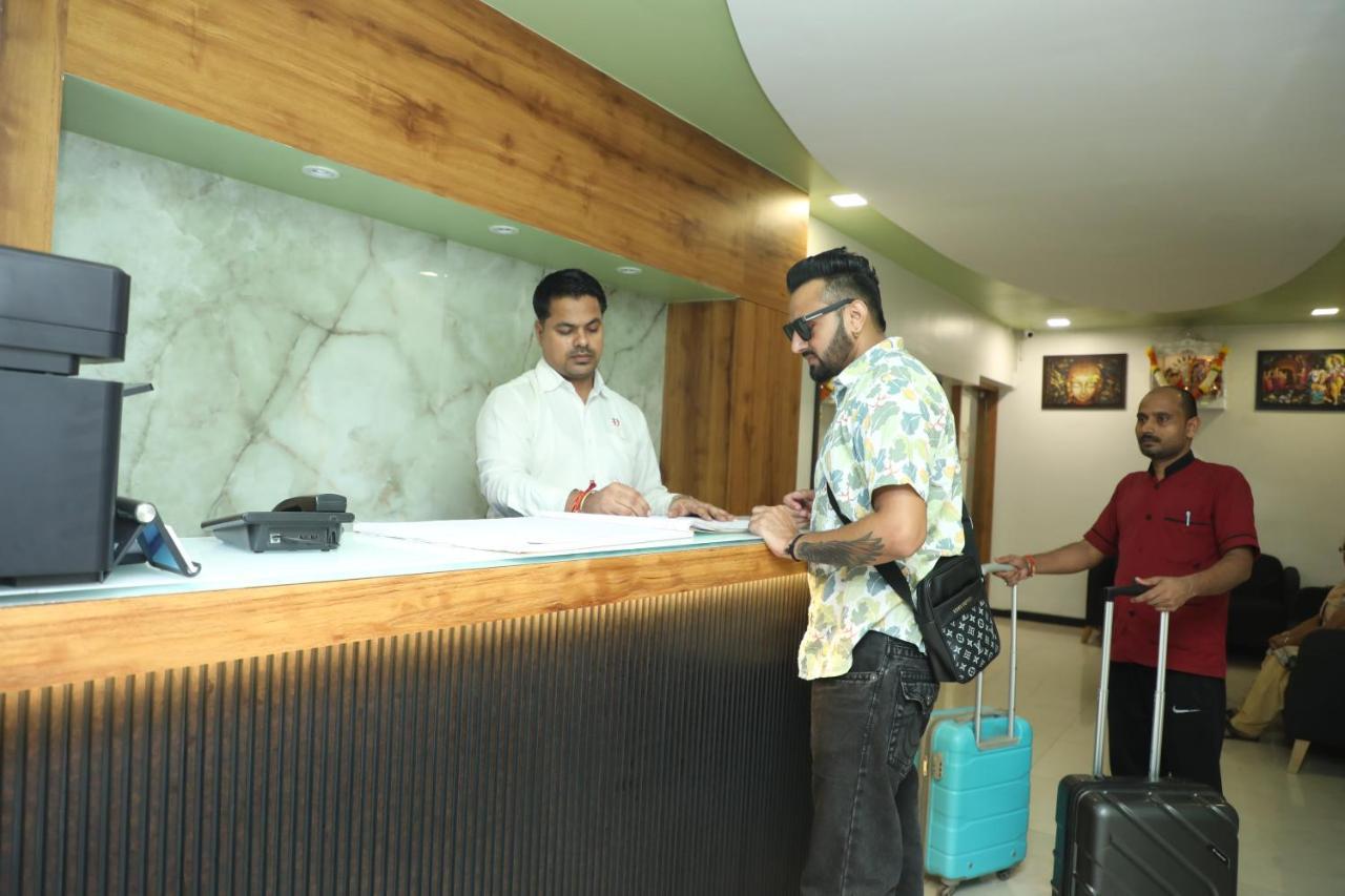 מומביי Hotel Shiv Leela Grand מראה חיצוני תמונה